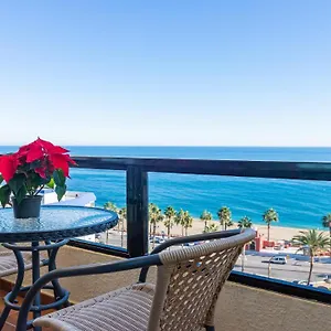 beachfront-apartment-with-sea-views-aloha-playa-benalmadena.es-andalucia.com/